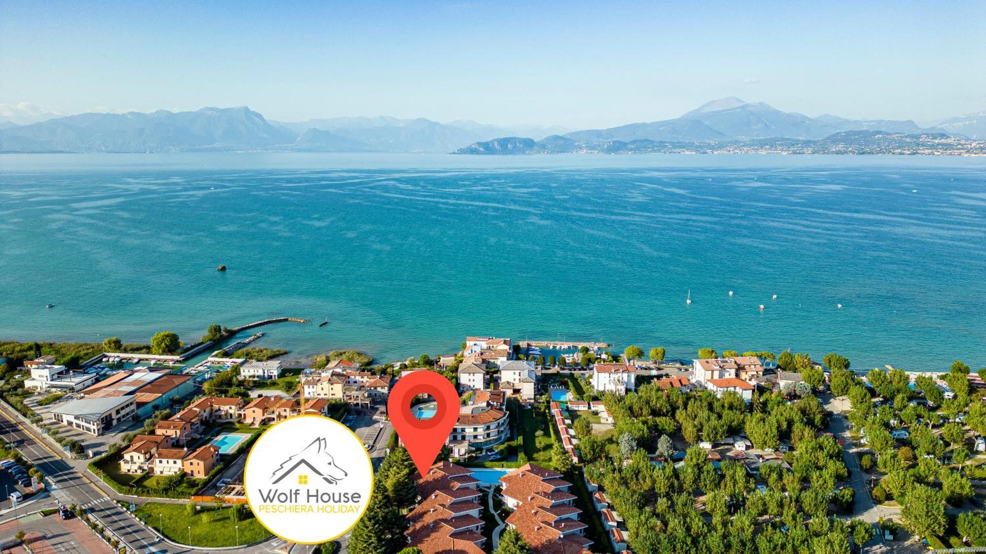 Wolf House - Peschiera Holiday - Jacuzzi Privata Peschiera del Garda Dış mekan fotoğraf